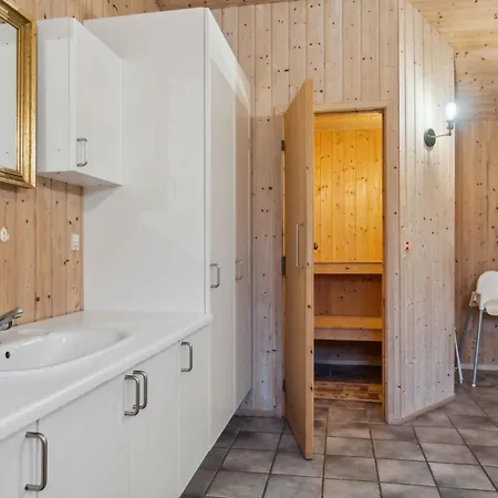 Cozy Near Limfjorden