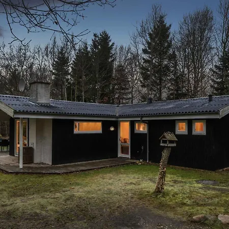 Cozy Near Limfjorden